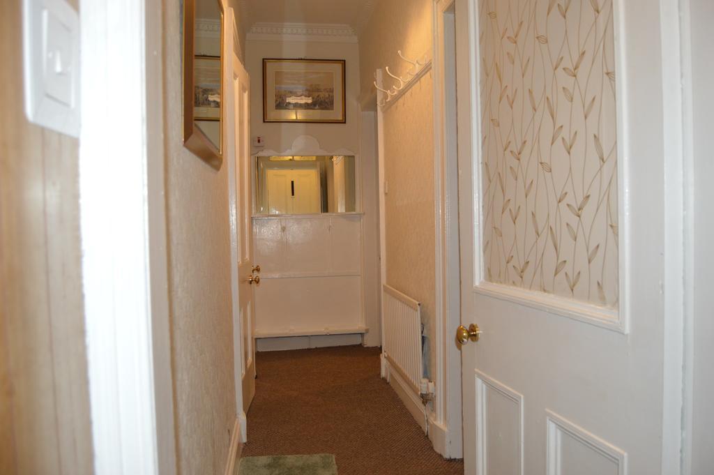 Carnegie Holiday Cottage Dunfermline Bagian luar foto