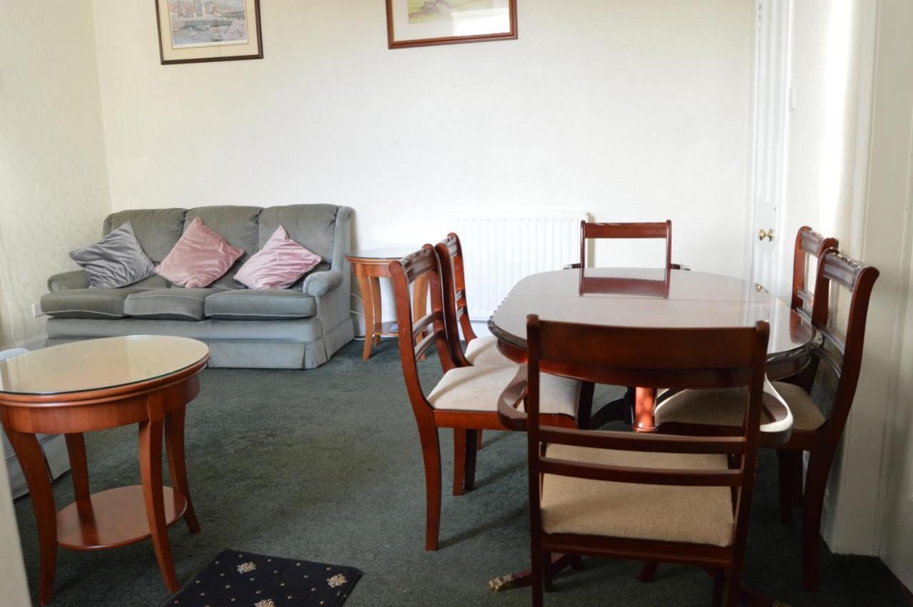 Carnegie Holiday Cottage Dunfermline Bagian luar foto
