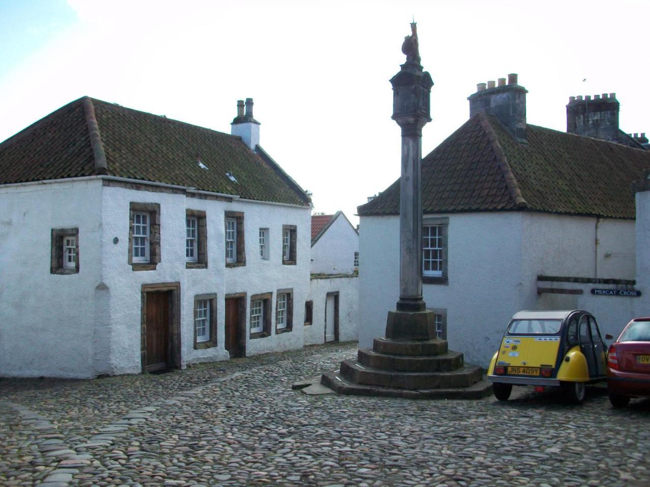 Carnegie Holiday Cottage Dunfermline Bagian luar foto