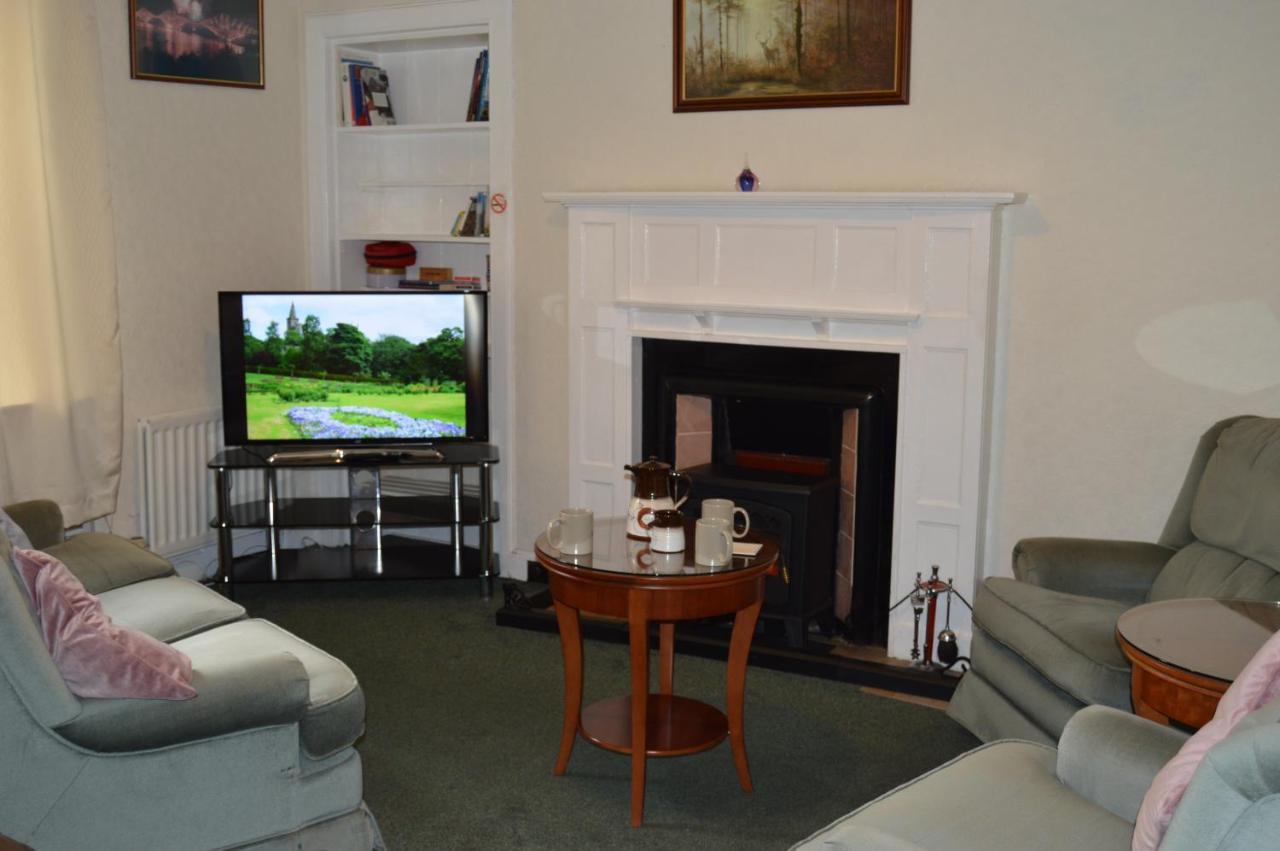 Carnegie Holiday Cottage Dunfermline Bagian luar foto